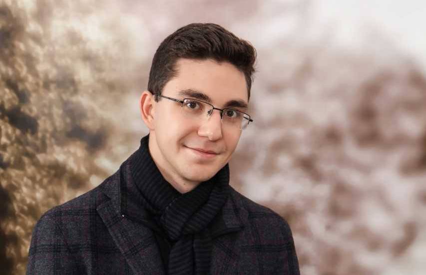 Поздравляем лауреата НИРС в 2022 г. аспиранта Михаила Саматова!